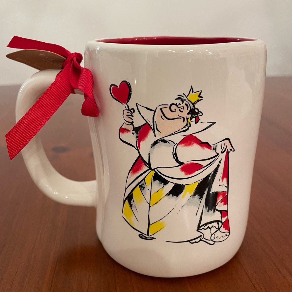 NWT Rae Dunn Queen of Hearts Alice in Wonderland Disney Mug, Coffee Tea